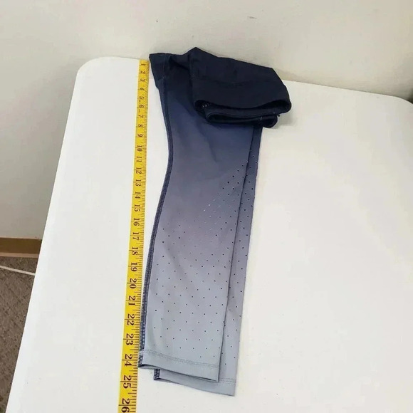 Athleta Womens Contender Aero Leggings Size S Blue Ombre Cropped Stretch - Picture 9 of 10